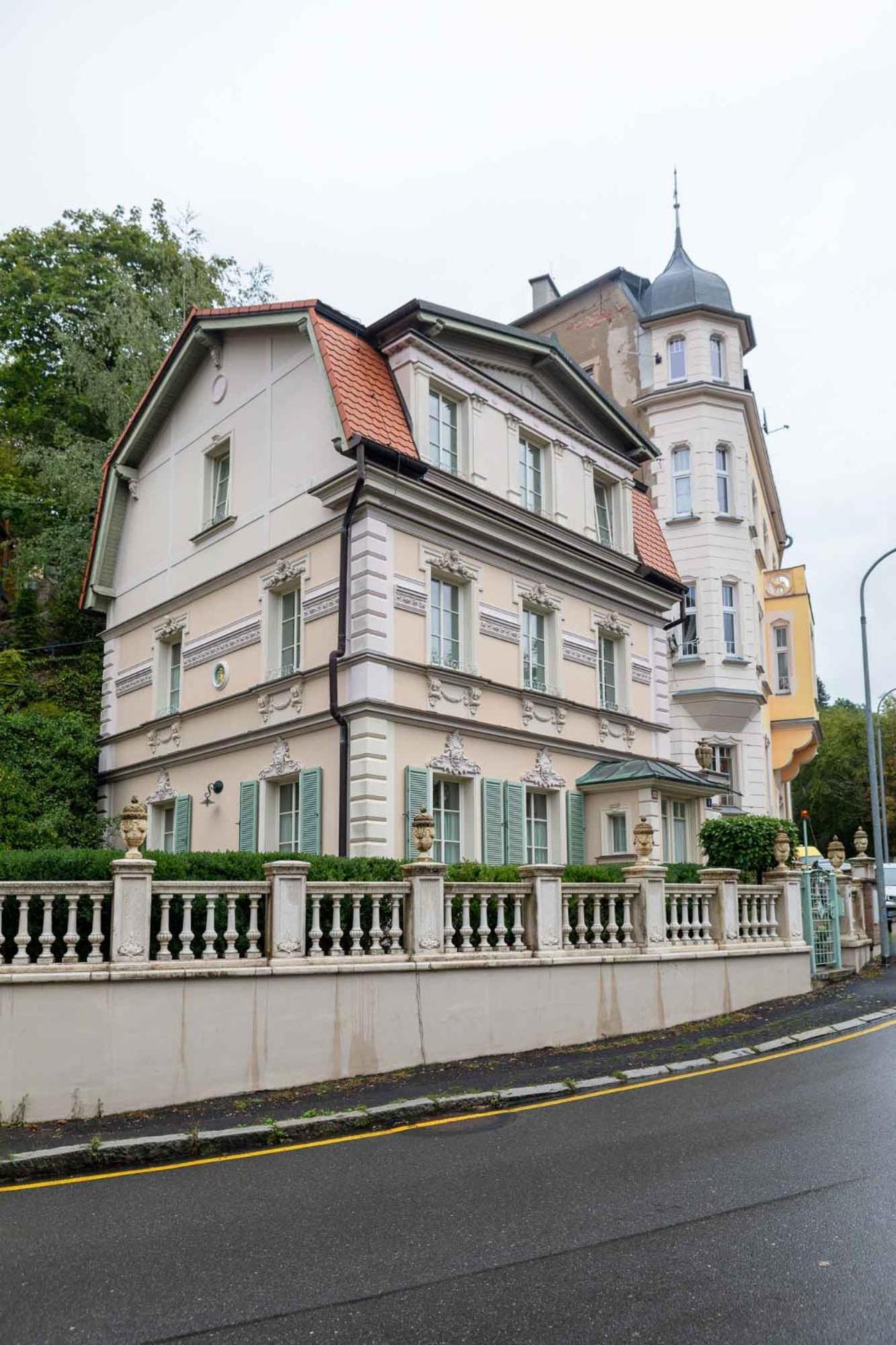 Willa Rezidence Palmbaum - Luxury And Relax Karlowe Wary Zewnętrze zdjęcie
