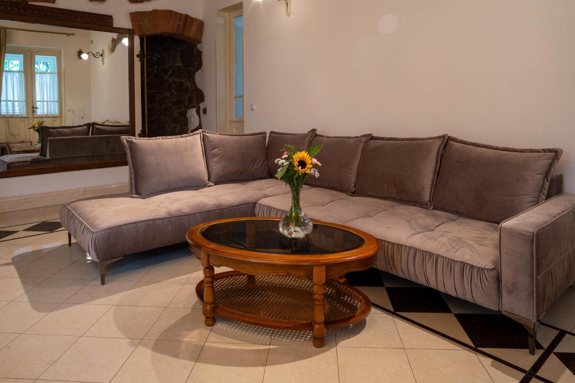 Willa Rezidence Palmbaum - Luxury And Relax Karlowe Wary Zewnętrze zdjęcie